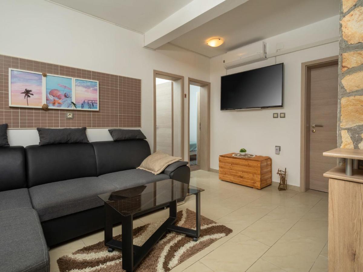 Holiday Home Mikac - Mlk136 By Interhome Dobrinj Buitenkant foto